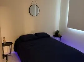 Habitación privada con baño privado se comparten áreas comunes