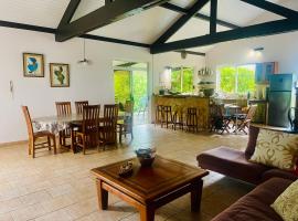 Villa BOUDDHA- Raiatea，位于乌图罗阿的酒店