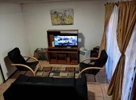 Alojamiento san Francisco de Asis -Casa equipada con estacionamiento 2 dormitorios 2 baños