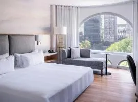 尚普兰蒙特利尔万豪酒店