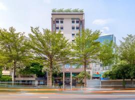 M Village Hotel Kim Mã, a brand of Modern Village Lifestyle，位于河内的酒店