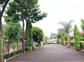 Minata Hotels，位于Webuye的酒店