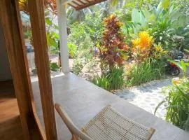 anik homestay & dormy Batukaras