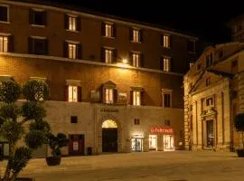 The Bank Hotel - Etruria Collection