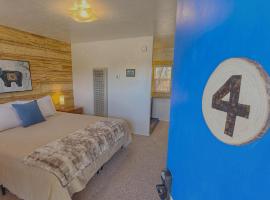 King Bear Mokee Pets OK, Shared Kitchen! #4，位于布拉夫的酒店