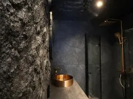 Studio 28