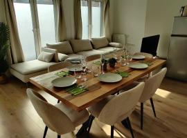 Moderne Wohnung I sehr zentral I Küche，位于迪尔门的酒店