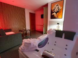 Rual Suites By Cuencaloft，位于昆卡的酒店
