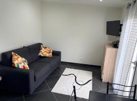 Studio 2 - Loc Conciergerie，位于特拉普的酒店