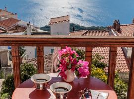 Christys House Skopelos，位于格洛萨的酒店