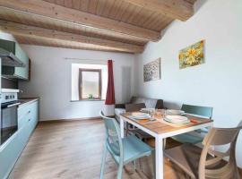 Holiday Homes in Castelletta-Marken 55261，位于Precicchie的酒店