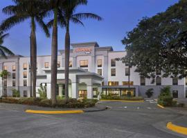 Hampton By Hilton San Jose Airport Costa Rica，位于阿拉胡埃拉的酒店