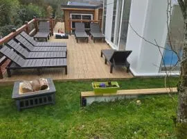 Maison familiale piscine jaccuzzi