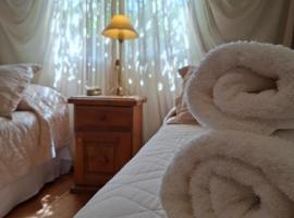 Hotel El Descanso，位于胡宁的酒店