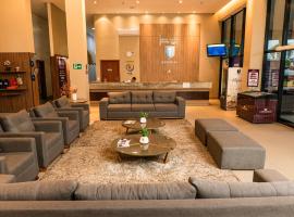 Imperial Hotel,位于因佩拉特里斯的酒店