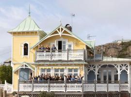 Strandflickornas Annex Gula Villan，位于吕瑟希尔的酒店