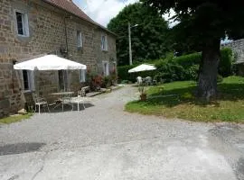 Maison cosy avec piscine partagée à Saint-Avit-de-Tardes