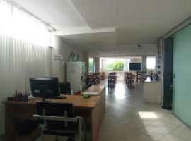 Hotel Milla，位于泰谢拉迪弗雷塔斯的酒店