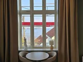 Studio apartment in the city center, beautiful sea view
