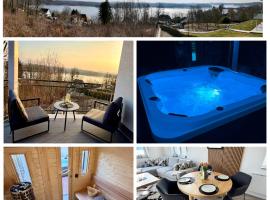 Wellness-Ferienhaus - Seeblick, Sauna, Whirpool，位于默讷塞的酒店