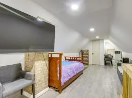 Walk to Potomac River! Studio w/ Shared Sauna