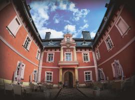 Pałac Spiż Miłków koło Karpacza，位于卡尔帕奇的酒店