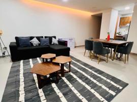 Luxury apartment in Altozano - quiet and with excellent views，位于Zaragoza的酒店