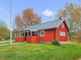2 Bedroom Nice Home In Örkeljunga