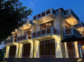 Avastar Hotel & Restaurant，位于Rambukkana的酒店