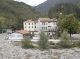 B&B Jolly Gorreto，位于Gorreto的酒店