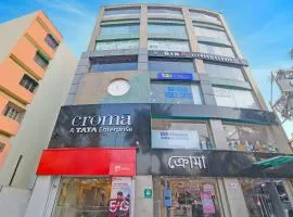 FabHotel The Crown Aura