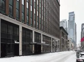 Vogue Hotel Montreal Downtown, Curio Collection by Hilton