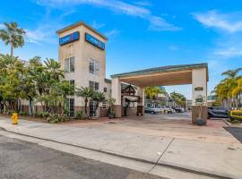 Oceanside, CA – Marina / Camp Pendleton，位于奥欣赛德的酒店