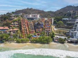 Hilton Grand Vacations Club Zihuatanejo，位于锡瓦塔塔内霍的酒店