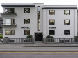 阿德瑞亚酒店，位于梅斯特的酒店