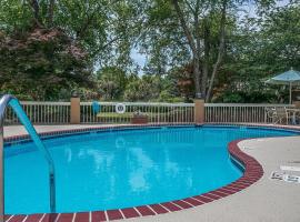 Quality Inn Sumter near Shaw AFB，位于萨姆特的酒店