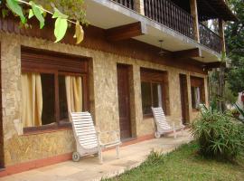 Hotel Villa Rica，位于新弗里堡的酒店