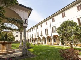 LVG Hotel Collection - Il Chiostro，位于韦尔巴尼亚的酒店