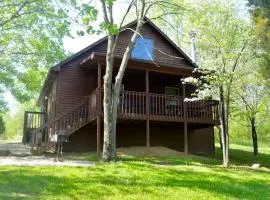 Deluxe Cabin #17 with Jacuzzi on Patoka Lake in Southern Indiana
