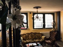 La reggia di Gianfry，位于费尔莫的酒店