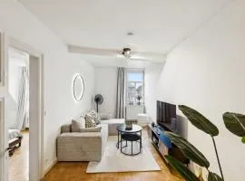 Modern trifft Altbau, Zentrale Wohnung an der Kaiserstraße, Nähe Frankfurt