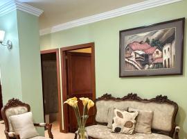 Departamento centro - Habitación sur de Loja，位于洛哈的酒店