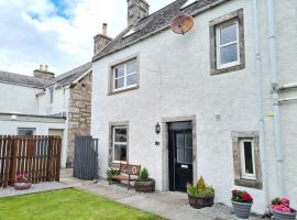 The Old Library, Brora，位于布罗拉的酒店