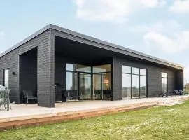 Beautiful Home In Børkop With Sauna