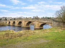 Corbridge Apartment