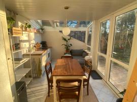 Souterrainwohnung mit Badesteg an der Paar，位于弗里德贝格的酒店