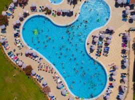 MASLINICA Oliva Camping Pitches，位于拉巴克的酒店