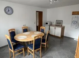 Ferienwohnung am Meerbach - Terrasse & Natur in Nienburg