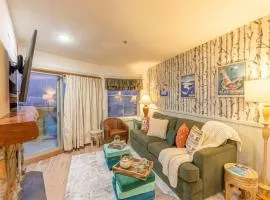 RF 312-313 2BR Ski-InOut Village Center Sleeps 8