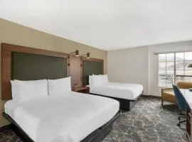 雷诺贝斯特韦斯特PLUS酒店